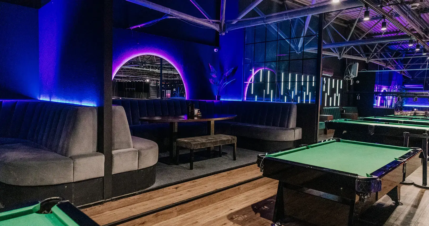Loża VIP z bilardem