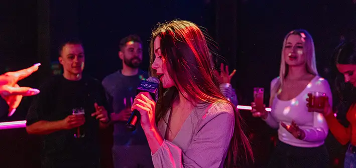 Czy na karaoke obowiązuje limit wieku?